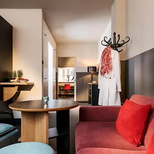 Apartment040 Apartahotel