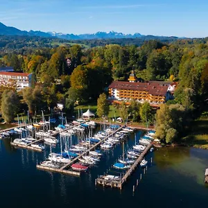 Yachthotel Chiemsee Gmbh Прин-ам-Кимзее