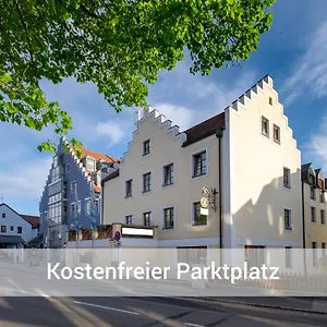 Zur Post Kuemmersbruck & Tiny *** Kummersbruck